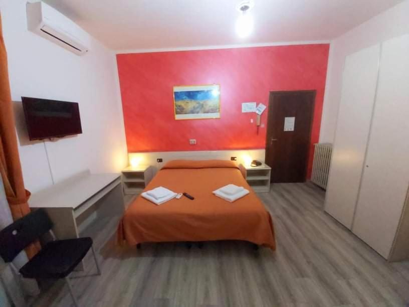 Arcella Hotel 2*